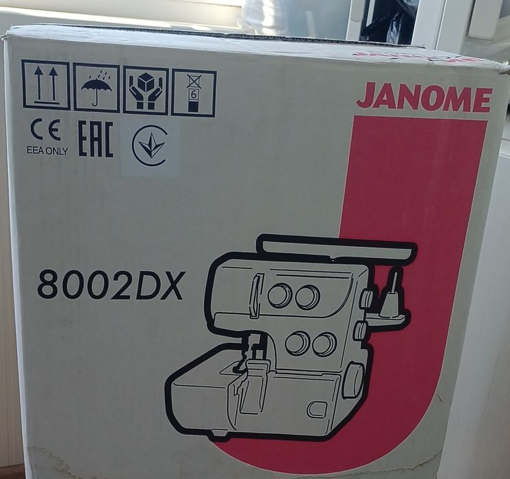 Оверлог Janome 8002DX