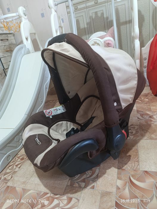 Автолюлька детская