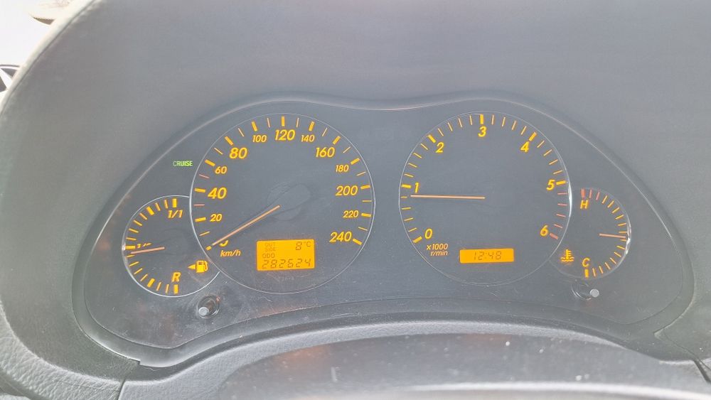 Toyota Avensis  2.0  diesel