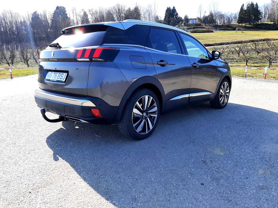 Peugeot 3008. 4X4. 300 Cp. Plug-In Hybrid. Fab 2020