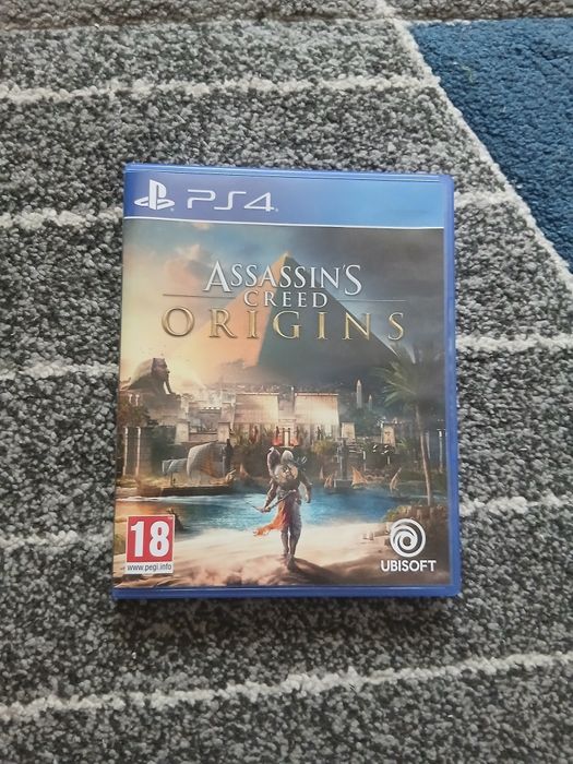 Vând playstation 4 în stare bună