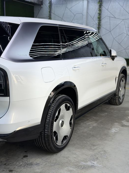 Zeekr 9X ULTRA 70kv nomizga chiqadi