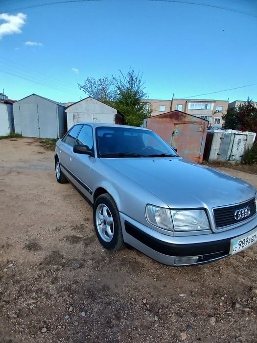 Продам ауди 100 ц4