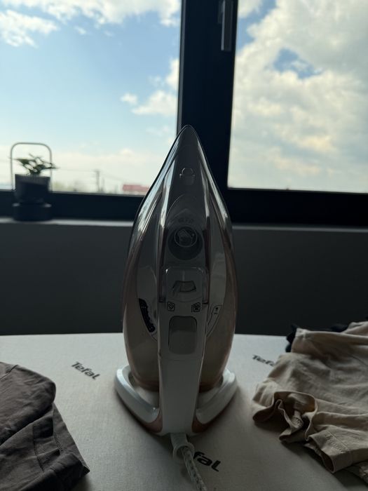 Fier de calcat Tefal