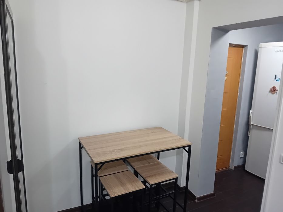 Garsoniera de închiriat 28 mp parter