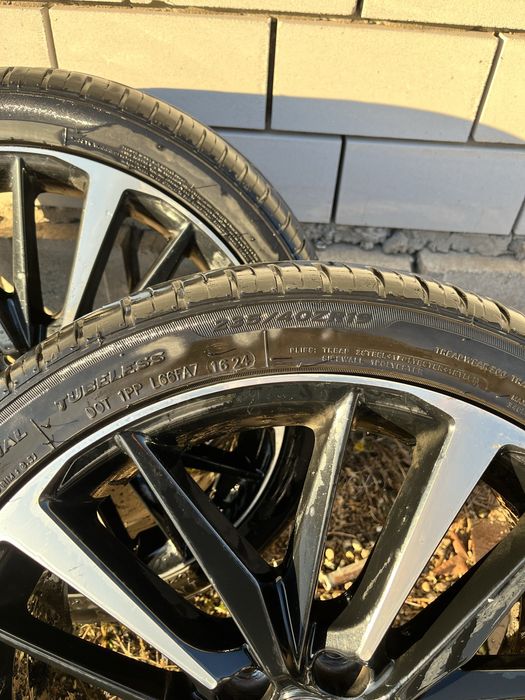 Продам диски от камри 70-75