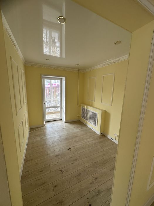 Продам комерческое помещение в центре города.