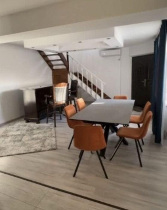 Casa de inchiriat