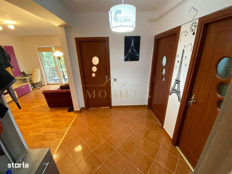 Apartament 2 camere, decomandat, zona Florilor