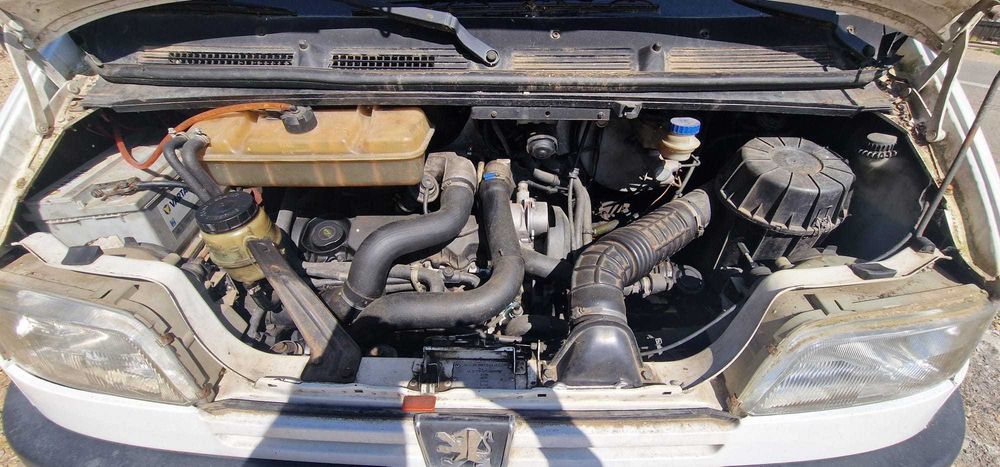 Peugeot. Boxer 2.5