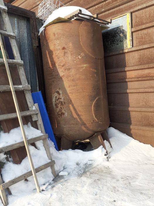 Продам резервуары  трубы