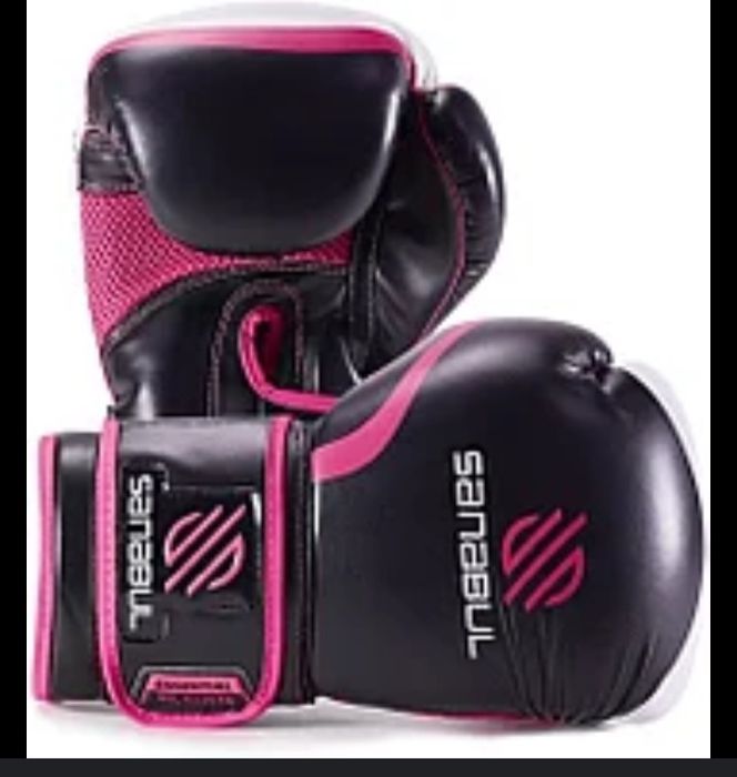 Боксерские перчатки