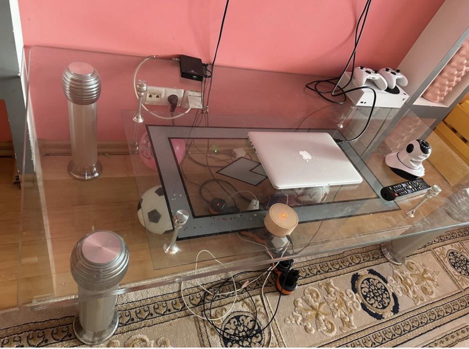 Диван журнальный столик под телевизор