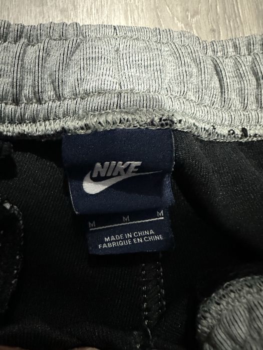 Pantaloni Nike de training