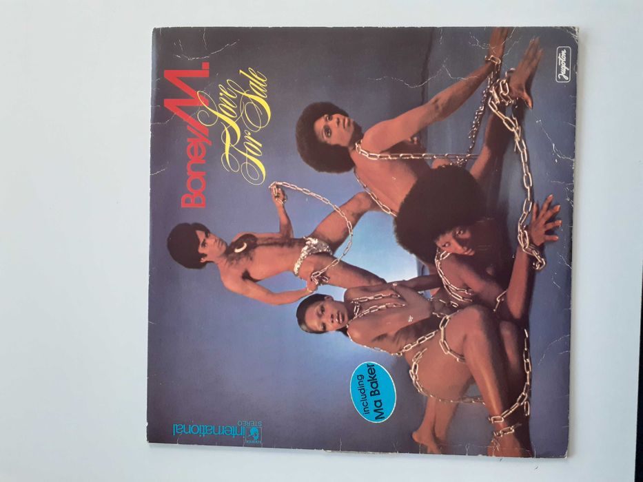 Стари грамофонни плочи на  ВоneyM., Клиф Ричард и Пух