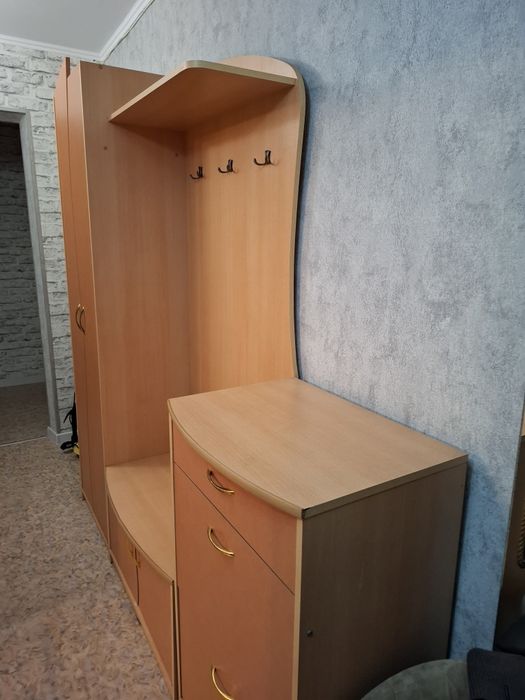 Шкаф в прихожую.