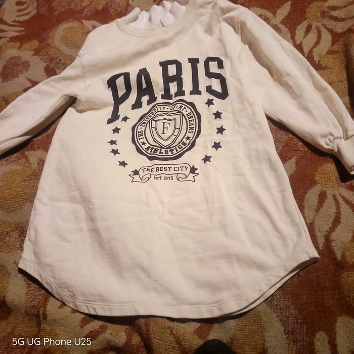 Бяла блуза на zara с дълъг ръкав