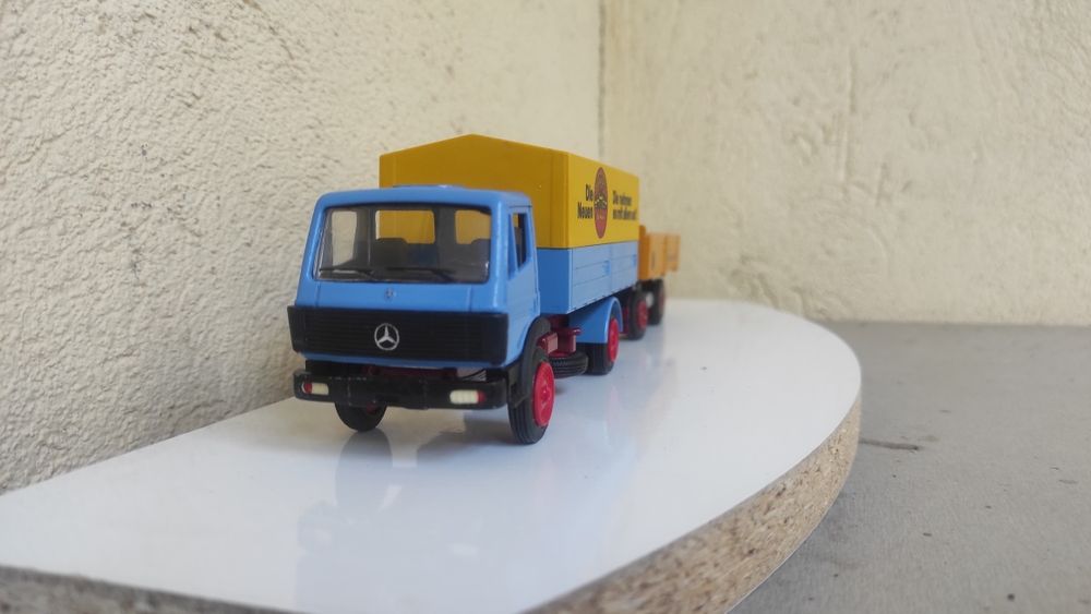 Метални камиони мащаб 1:50