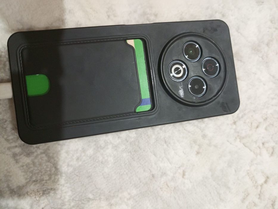 Tecno spark 30 256/8+4 гб