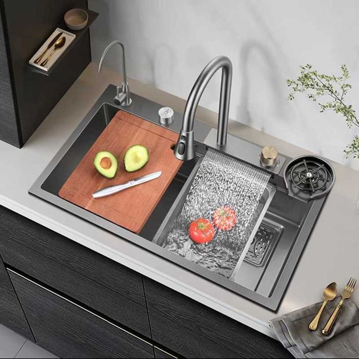 Висококачествена мултифункционална кухненска мивка 68см
