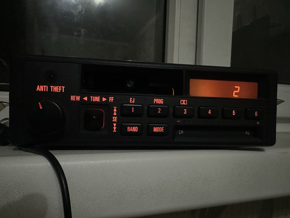 Оригинальная магнитола BMW japan