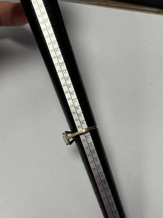 Продавам Златен Дамски Пръстен 14к 585