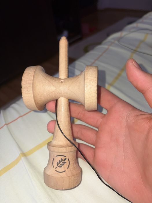 Kendama Cereal x Erattic squirel(migue)