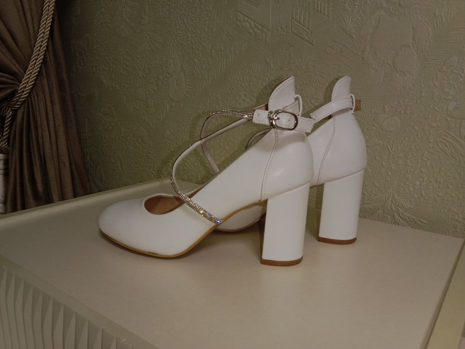 Tufli yengidek 1 martta kiyilgan