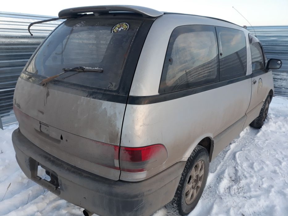 Тойота Estima Emina разбор