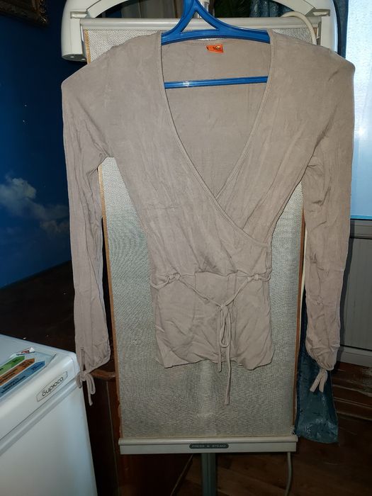 Продам женские вещи 44 р