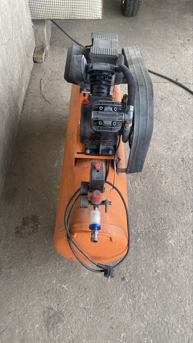 Воздушный комперессор ВИХРЬ