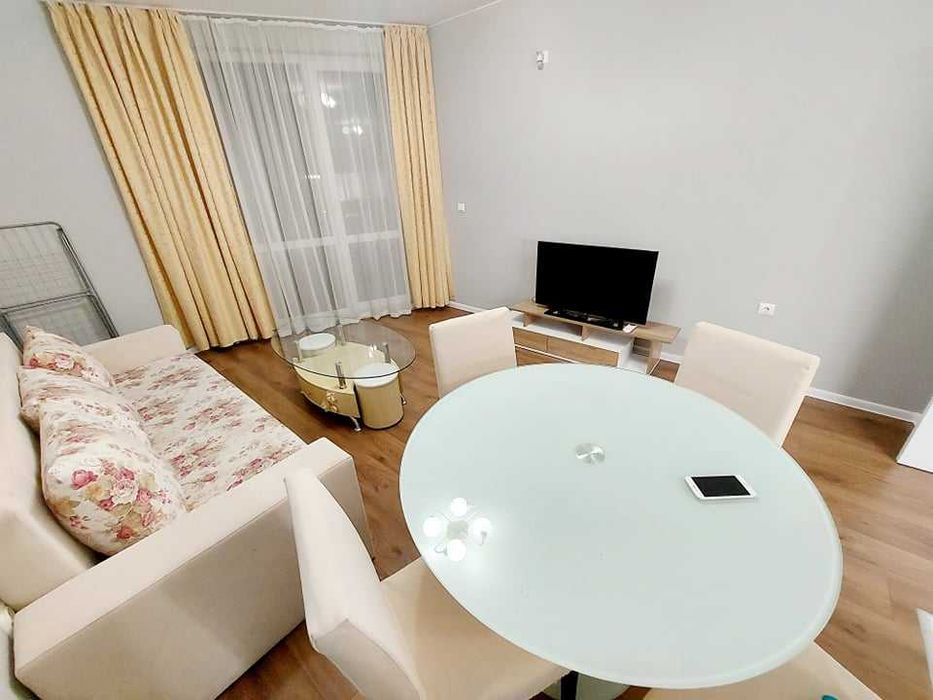 Дава се под наем Двустаен апартамент в Бургас, Меден рудник - зона А - 55 кв.м за 357 € - Снимка #2