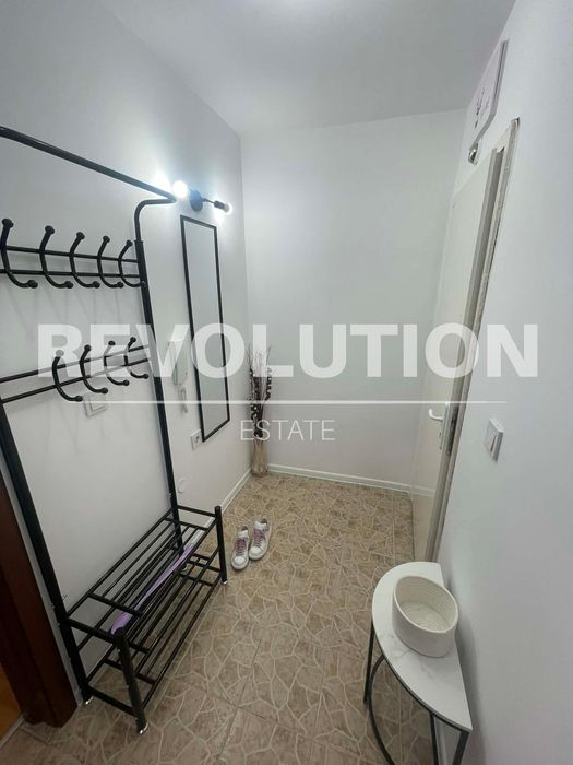 Двустаен апартамент  в гр.Варна, Лятно кино Тракия!