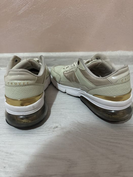 Маратонки Cruyff