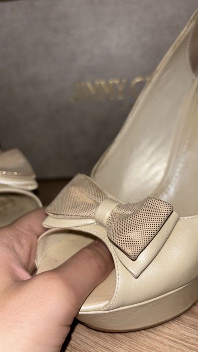 Pantofi cu toc alb crem / cu platforma