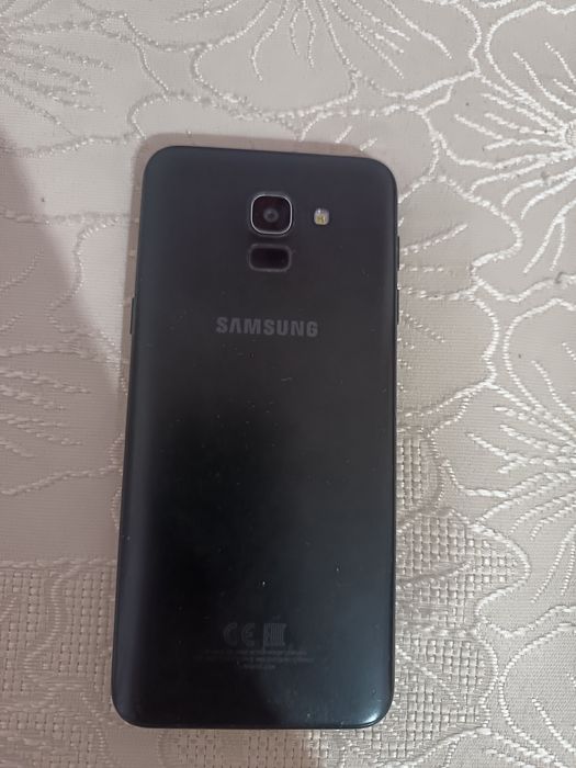 Самсунг j6 телефон