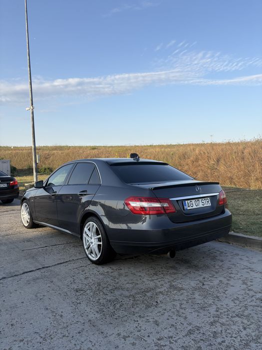 MERCEDES-BENZ E-Class 2010 — imagine 3
