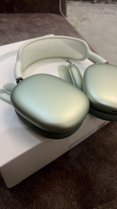 Apple AirPods Max