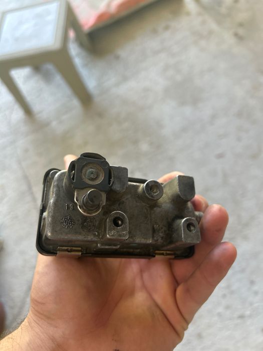 Ел. Актуатор за Ягуар и Форд