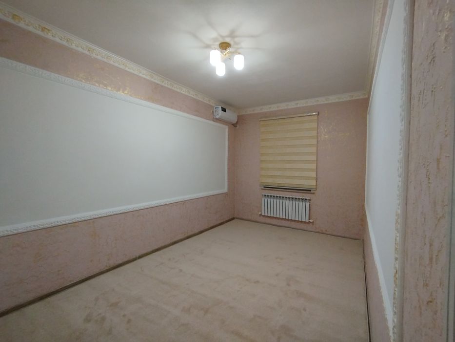 Урганч шахрида 1 каватда 2 хонали квартира ижарага берилади