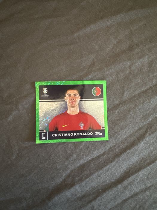 CRISTIANO RONALDO PARALELA VERDE EXTREM DE RAR EURO 2024 TOPPS