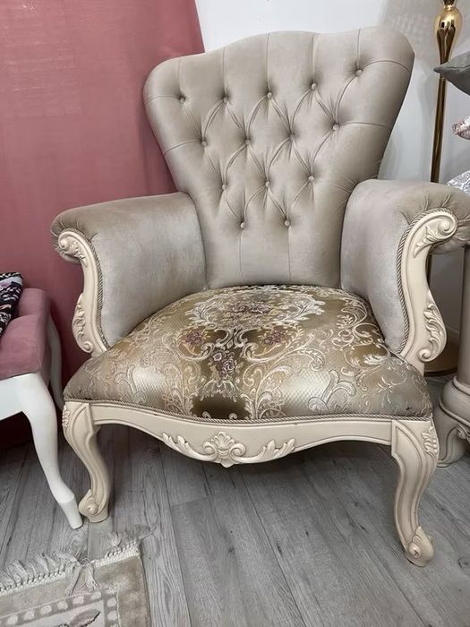 Scaune tip fotoliu in stil vintage