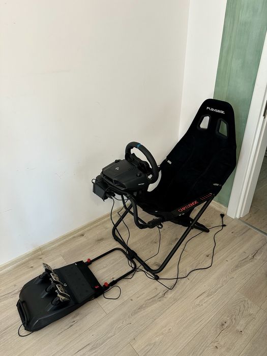 Set Volan Logitech G923 + scaun Playseat cockpit challange