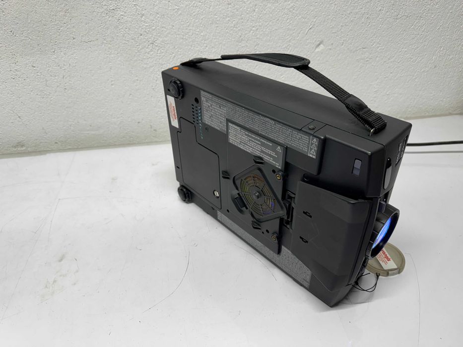 Проектор - Epson EMP-5500 / 592h