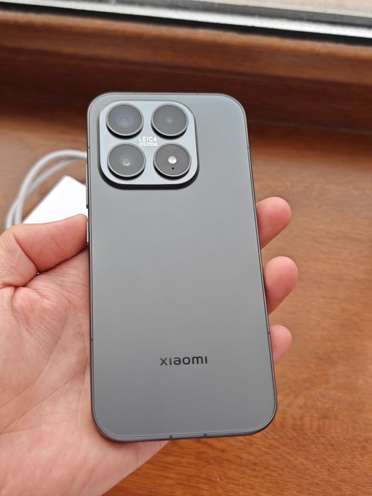 Xiaomi 17 256Gb 5G идеальный