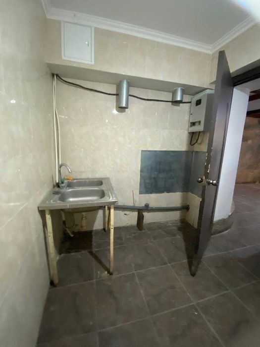 Продам коммерческое помещение в 7 мкр