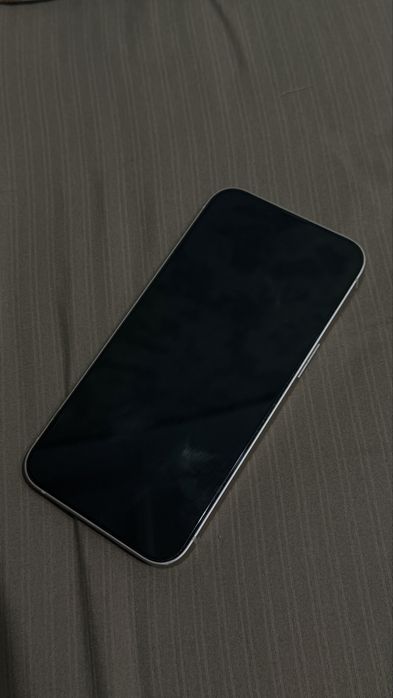 продам iphone 13