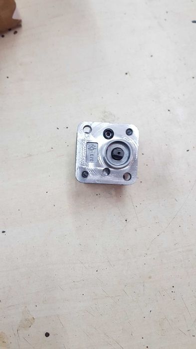 Vînd bloc hidraulic  4.6 mm DSG 7 si pompa hidraulică nouă+set garnnit