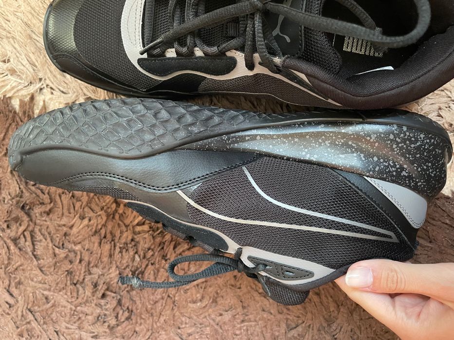 Продавам спортни обувки Puma