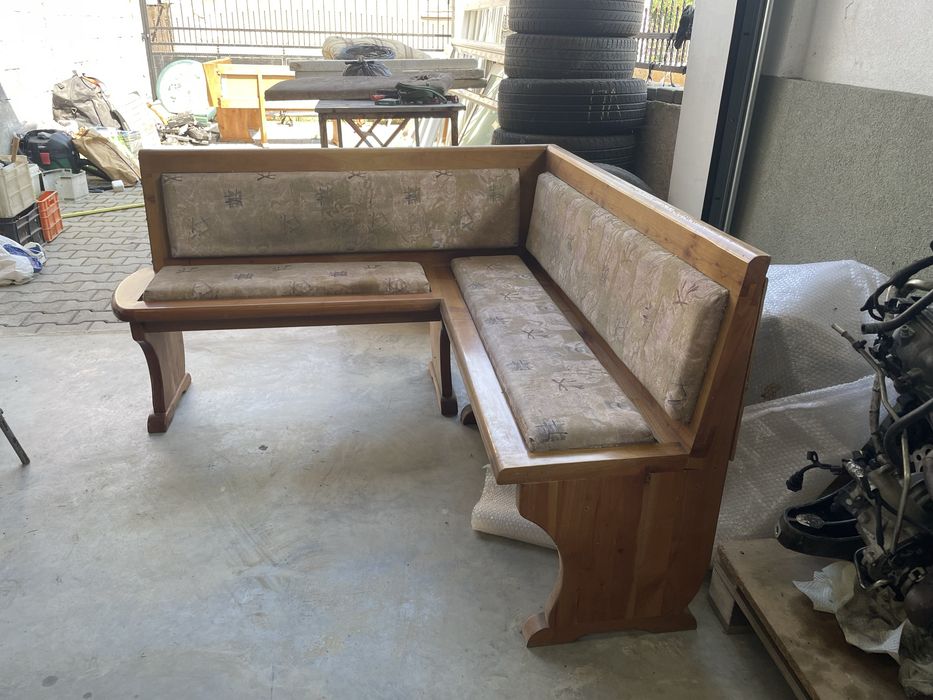 Ъглови Сепарета от дърво